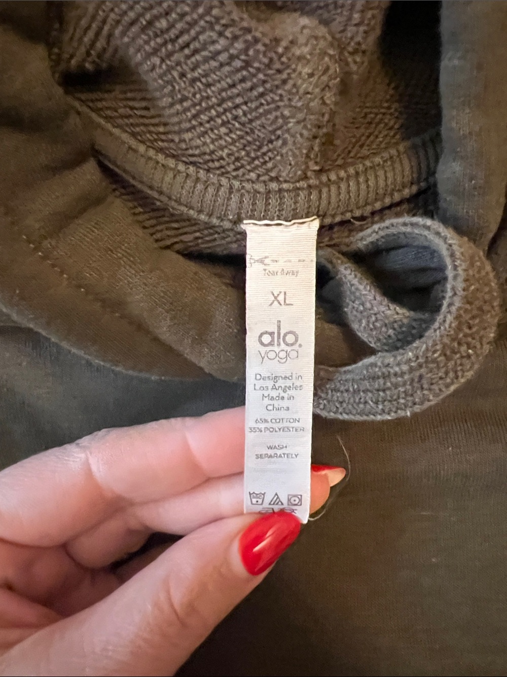 ALO Olive Pullover hoodie. Size XL - Picture 2 of 5